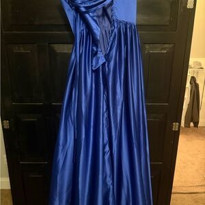 Elegant Royal Blue Satin Evening Gown